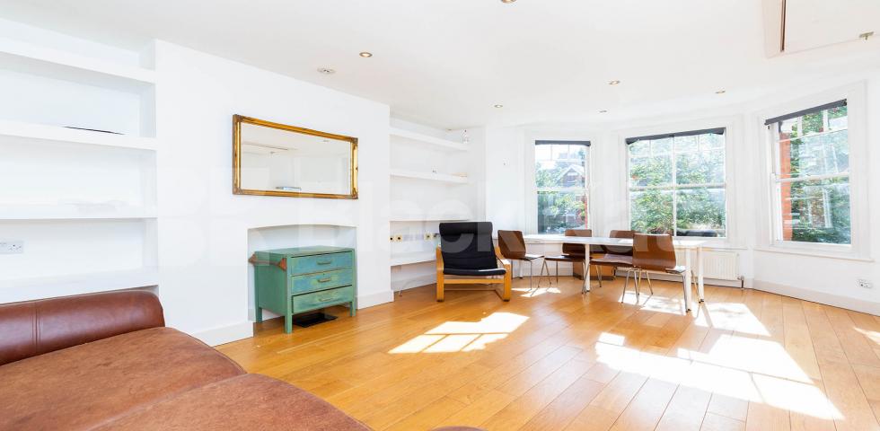 			**RENT INCLUDES COUNCIL TAX**, 3 Bedroom, 1 bath, 1 reception Flat			 Coniston Road, Crouch End